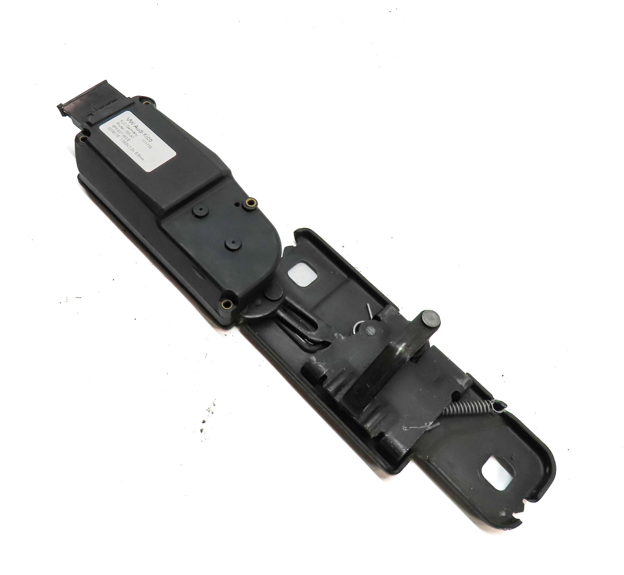 2011 AUDI Q5 (B8 8R) REAR TRUNK TAILGATE HATCH LID LOCK LATCH STRIKER PLATE — exact item pictured
